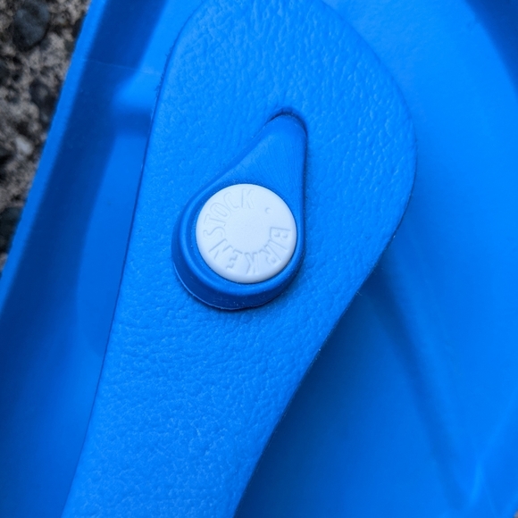 SOLD - Birkenstock Gizeh Size 39 - Picture 4 of 8